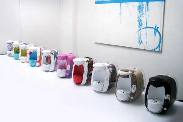 Bild: "your design" gestaltet die neue TASSIMO T-20 Maschine