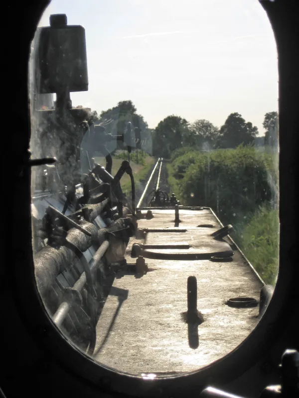 Geschichten von Menschen und Zügen gibt es am 13. Mai im historischen Bahnhof Halbe (© ZUGhören / Markus Wetterauer)