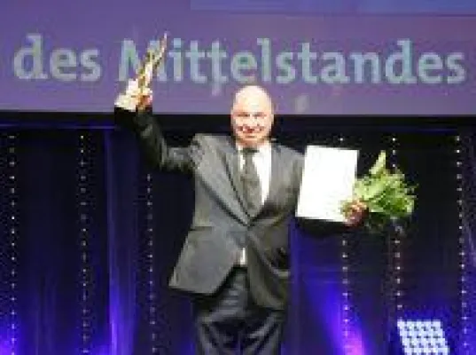 H&E Bohrtechnik gewinnt Großen Preis des Mittelstandes Bild: H&E Bohrtechnik gewinnt Großen Preis des Mittelstandes