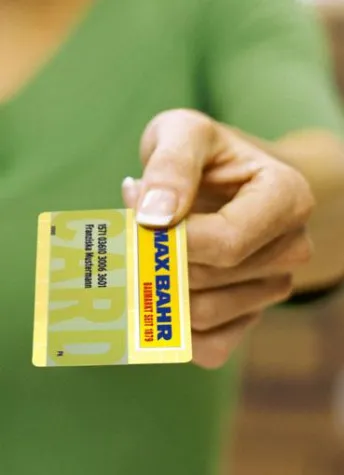 Bild: Start der neuen MAX BAHR CARD