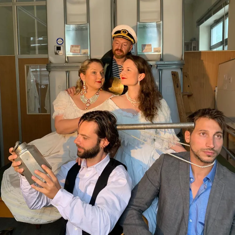 MondScheinexpress feiert Mondlandung (Theater werkmünchen)