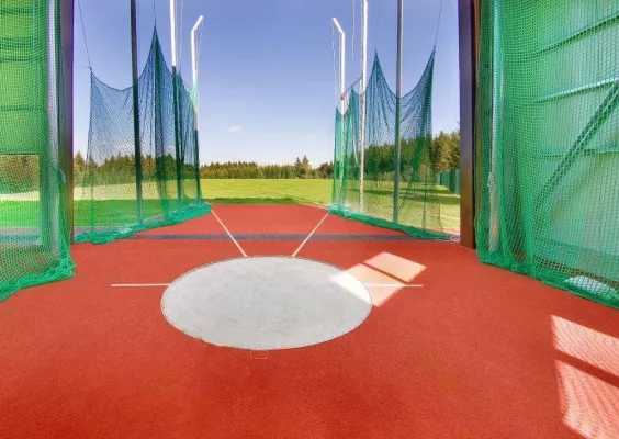 Bild: BSW baut Sportböden in Leichtathletik-Trainingsanlage