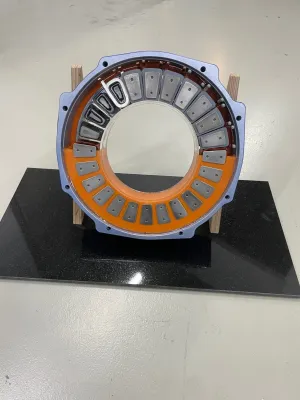 Bild: Axialflussmotoren - Lambda Resins ermöglicht die Serienreife durch Material- und Prozessinnovation