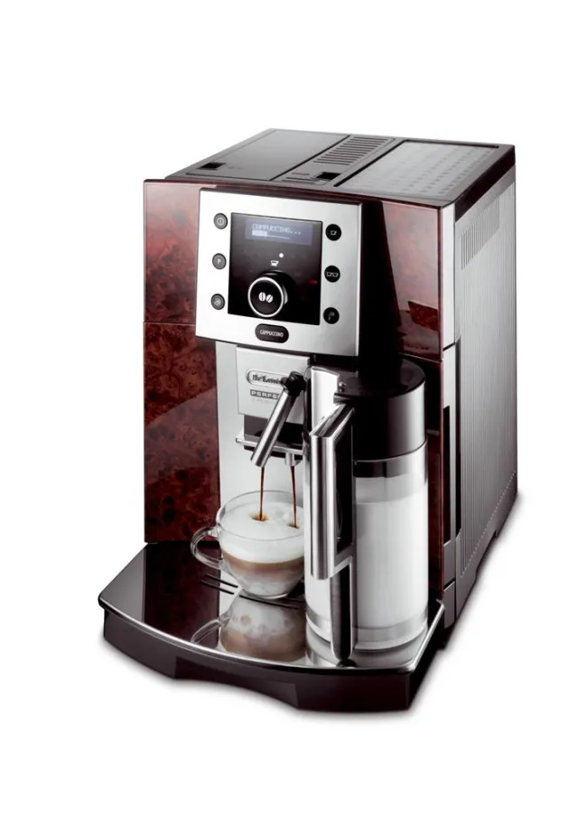 (Foto: De'Longhi) Kaffeevollautomat Perfecta ESAM 5500 L mit Frontpanel in Wurzelholz-Optik