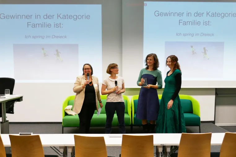 Award für den besten Familien-Blog Münchens geht an „Ich spring im Dreieck“ Bild: Award für den besten Familien-Blog Münchens geht an „Ich spring im Dreieck“