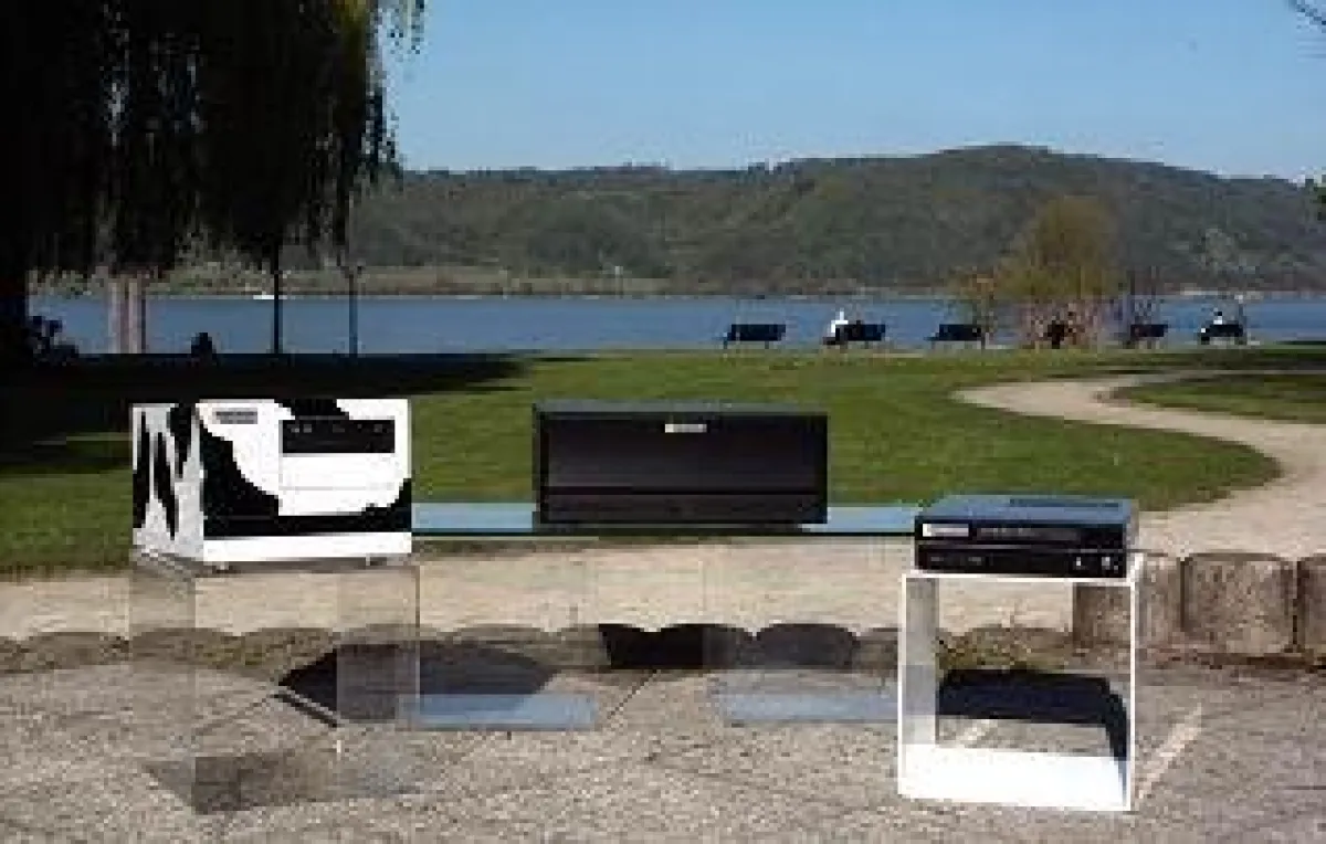 Hedron Multimedia Cow, Home Entertainment Server und Cow Mini