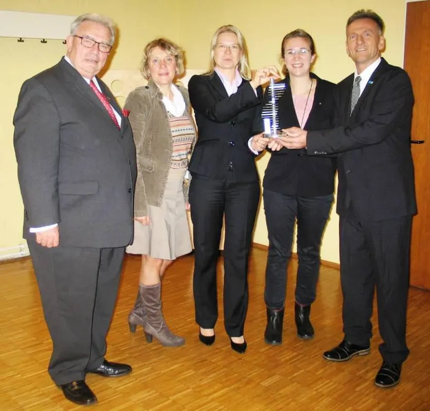 Partnerpreisübergabe bei der Neunten Tafelrunde im CJD Frechen