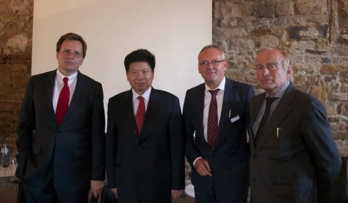 v.li.: Norbert Scheuch, Cangron Ma, Gastgeber Martin Haas, Prof. Dr. Helmut Haussmann
