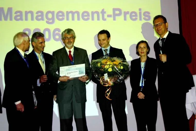 Bild: Rheinische Fachhochschule vergibt OP-Management-Preise: Erster Preis geht an das St. Franziskus Hospital in Münster