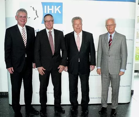 Bild: Beschlüsse der IHK-Vollversammlung vom 15. März 2011.