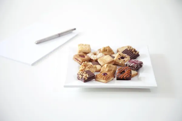 Bild: Der ideale Unternehmens-Service im Sommer. Frische Kekse mit mehr Frucht und weniger Schokolade.