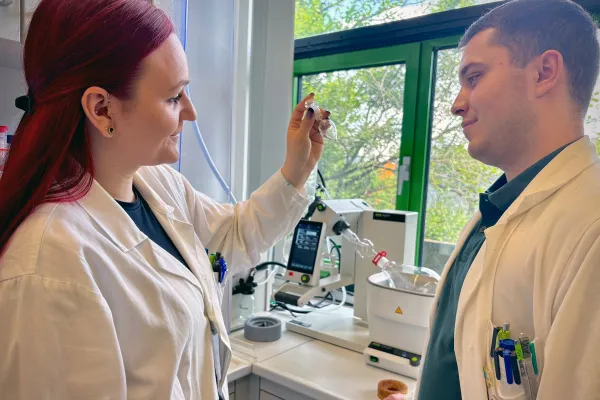 Gewünschte Epoxide aus Schadstoffen gewinnen Bild: Gewünschte Epoxide aus Schadstoffen gewinnen