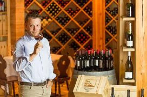 Bild: Vino-Leidenschaft im Südtiroler Luxus-Hide-Away: Zum Wein-Herbst ins Hotel Ansitz Plantitscherhof