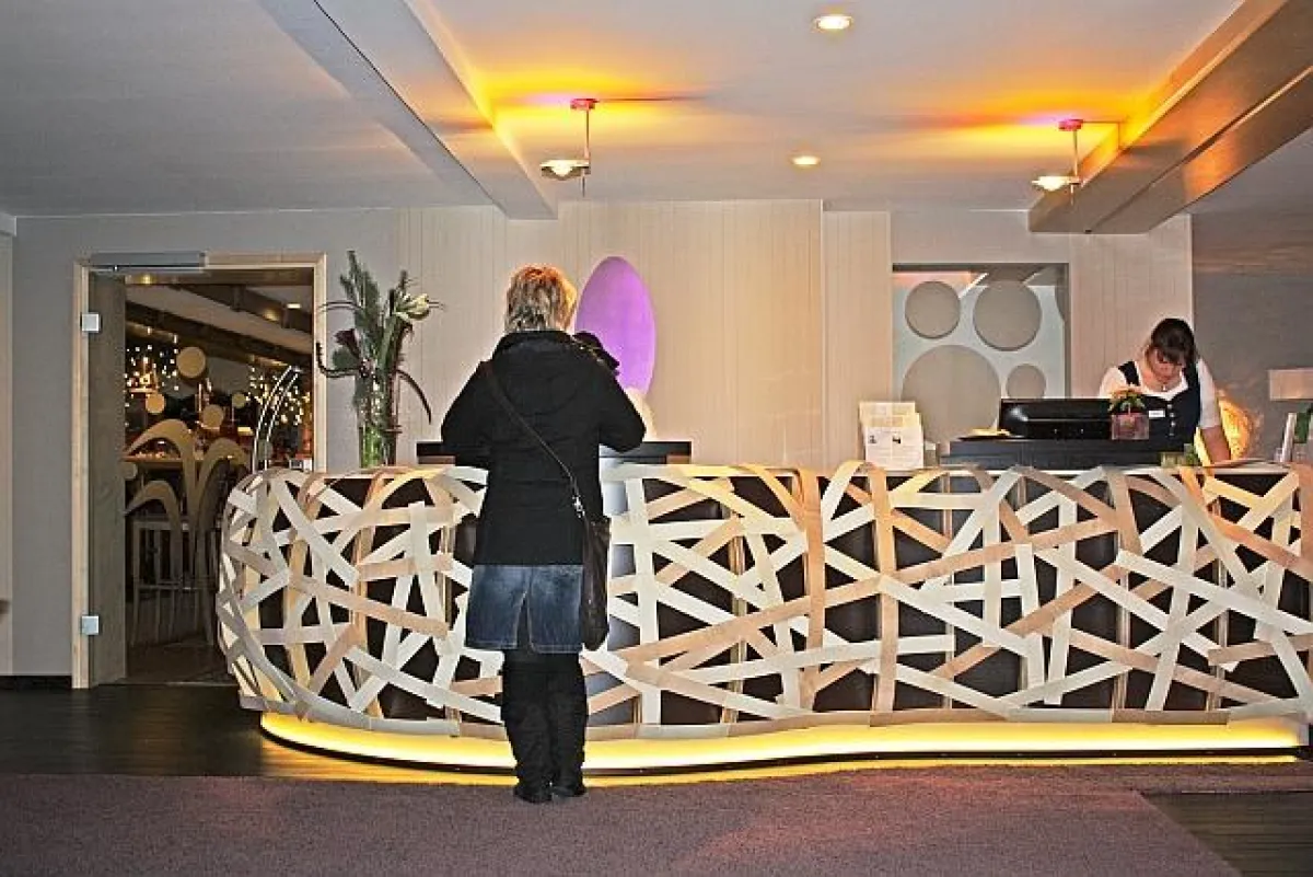 FREUND-DAS HOTEL UND SPA-Resort erhält Publikumspreis von HolidayCheck.