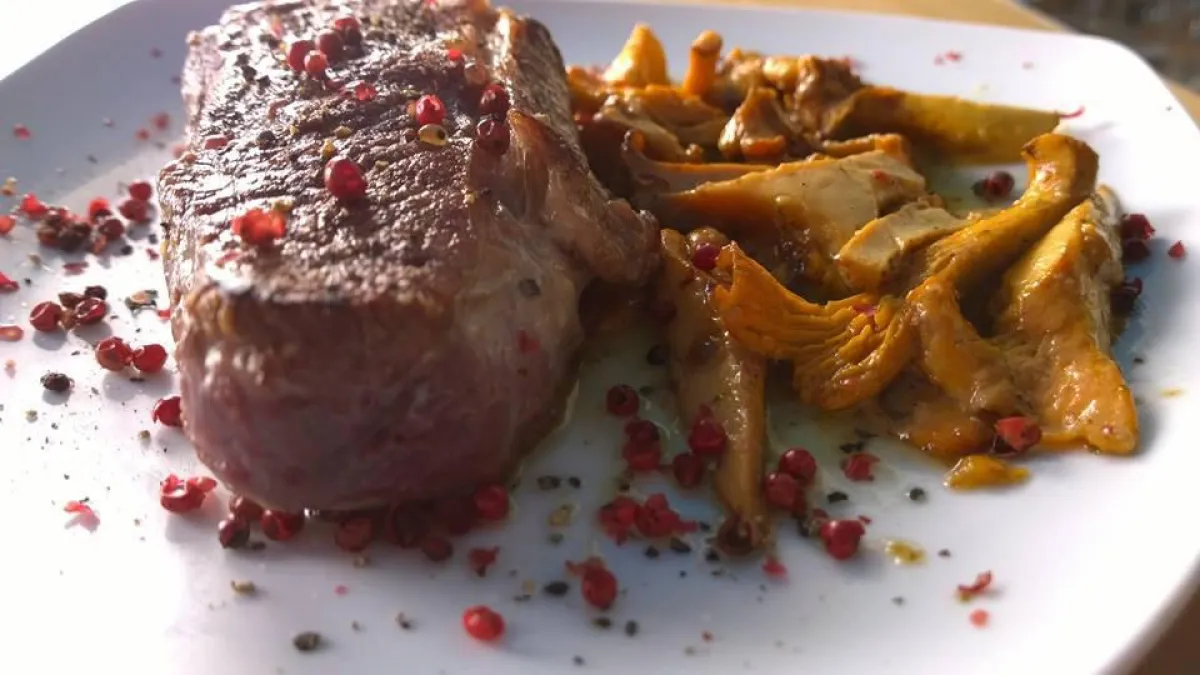 Rumpsteak - Australisches Angus Rind - mit Pfifferlingen