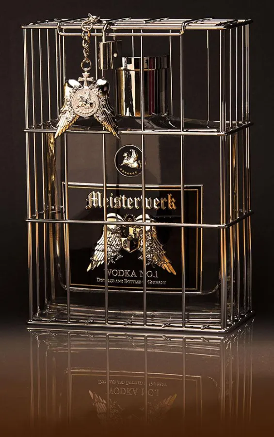 Edel und Stark und nur hinter Stahl sicher. Meisterliches in kleinen Margen für den unvergesslichen