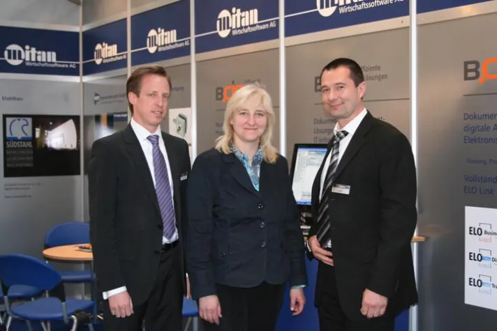 Bild: Eva Kühne-Hörmann besucht Kasseler Systemhaus BCIS auf der Hannover Messe