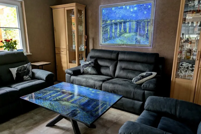 Bild: Inspiration aus Meisterwerken von Vincent van Gogh - MARAMORE kombiniert Kunst und Funktion 