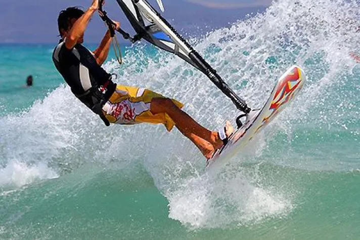 Bild: Paradiesische Zeiten für Surfer und Urlauber in El Yaque auf Isla Margarita, Venezuela