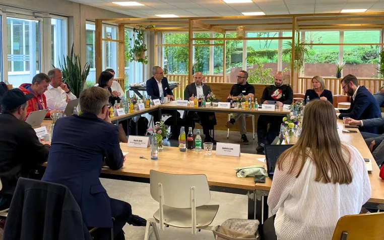 Bild: Zwischen Microsoft, AWS und Mittelstand: Bornemann zeigt Wege zu mehr digitaler Unabhängigkeit