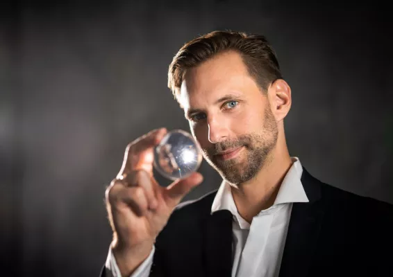 Bild: Künstliche Intelligenz - (k)ein Zukunftsmotor für den Mittelstand in DACH!? 