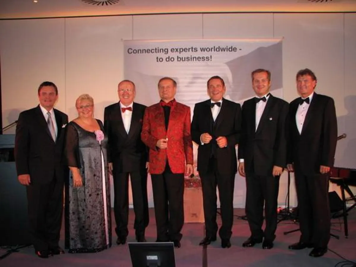 GSA Hall of Fame Verleihung (v. l. n. r.): Mark A. LeBlanc, Präsident der NSA aus USA; Sabine Asgodom, Präsident GSA 2007-2009; Hans-Uwe L. Köhler, GSA HoF; Prof. Dr. Lothar Seiwert, GSA HoF; Edgar K.