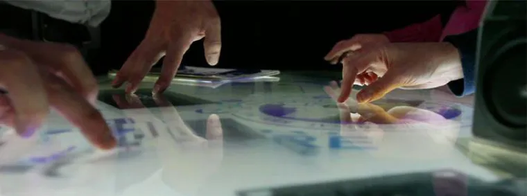 Bild: Neu bei der LK-AG: Multitouch Displays MultiTaction - ultraschnell bei uneingeschränkter Touch Point Erkennung