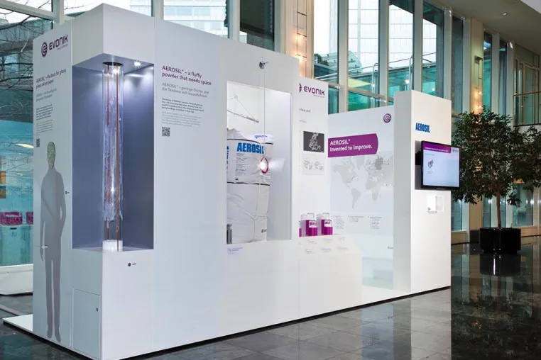AMECKO realisiert Roadshow für Evonik: Anfassen ist Programm Bild: AMECKO realisiert Roadshow für Evonik: Anfassen ist Programm