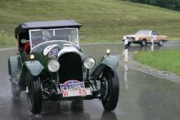 Bild: So viele Oldies gibt's in Deutschland - Die Oldtimer Statistik 2011