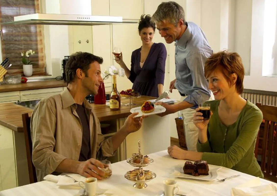 Gutes essen und trinken an Ostern. Quelle: Chantré