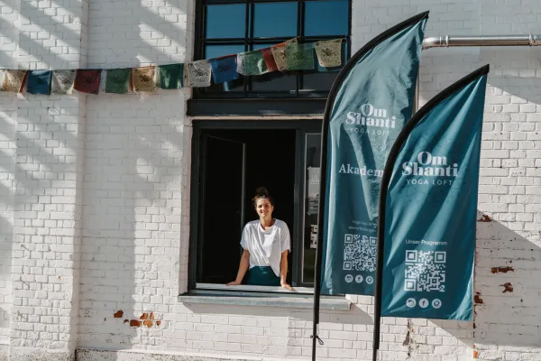 Bild: „Wir gehen unseren eigenen Weg!“ Aus Yoga Vidya Bamberg wird Om Shanti Yoga 