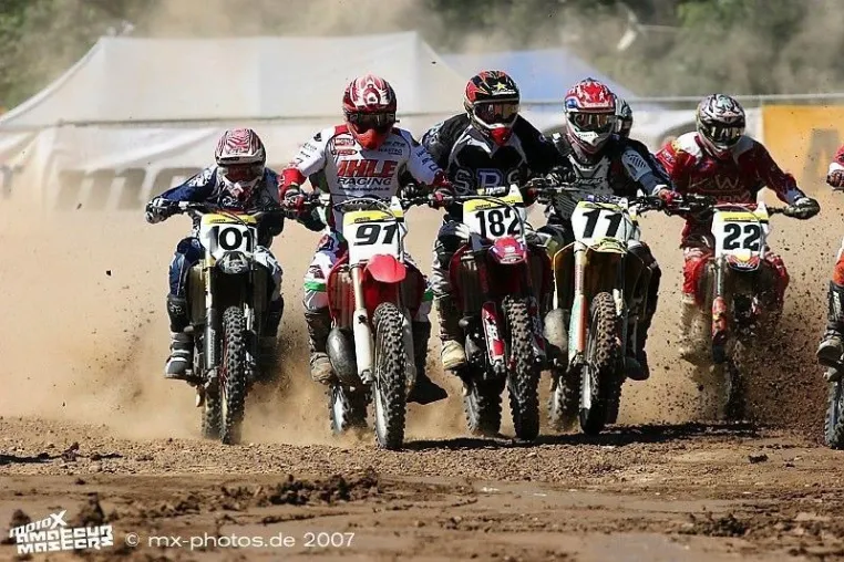 2. motoX AMATEUR MASTERS - Die Spannung steigt Bild: 2. motoX AMATEUR MASTERS - Die Spannung steigt