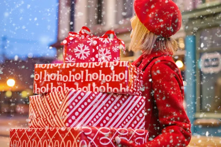 Weihnachtsgeschenke abbezahlen: Das geht auch ohne Lottogewinn Bild: Weihnachtsgeschenke abbezahlen: Das geht auch ohne Lottogewinn