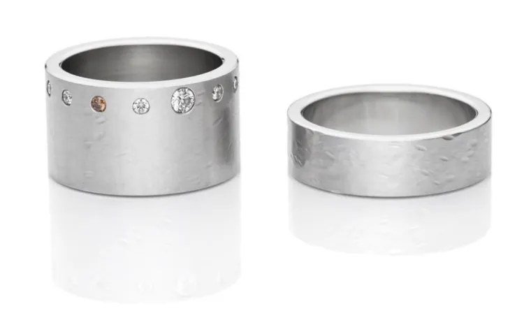 Bild: Uns gibt's schon länger ... - Partner- und Trauringe