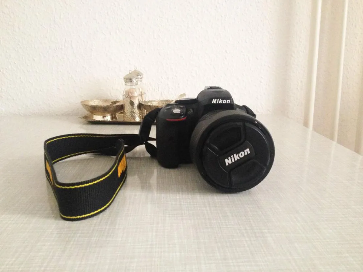 Nikon DSLR D5300