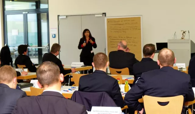 Bild: Ausbildungszentrum All Service Sicherheitsdienste GmbH erhält Zertifikat für Weiterbildungsangebote