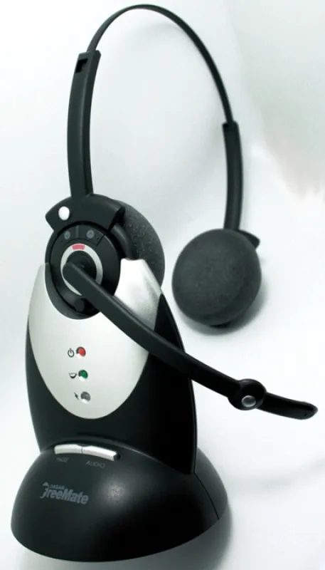 Weltpremiere: Das komplett schnurlose, binaurale (beidohrige) Headset FreeMate DA-589 von DASAN ELECTRON überzeugt durch perfekte Verarbeitung, hochwertige Ausstattung und einen attraktiven Preis.
