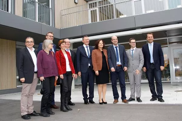 Bild: Haus der Pflege St. Raphael feierlich eingeweiht