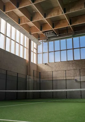 Bild: Von der temporären Markthalle zur Sportanlage