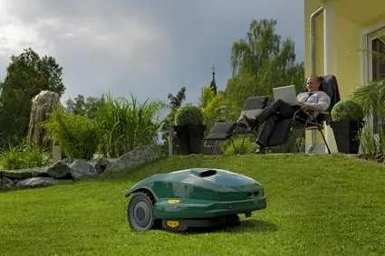 Bild: Der neue Robomow RM400: Jetzt noch leiser