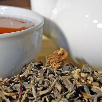 Gelber Tee schützt von innen – mit Kekecha gegen Umweltgifte Bild: Gelber Tee schützt von innen – mit Kekecha gegen Umweltgifte