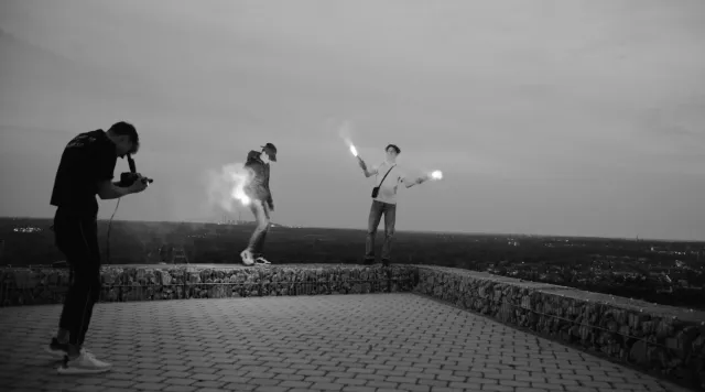 The E n d (It's About New Beginnings) Bild: The E n d (It's About New Beginnings)