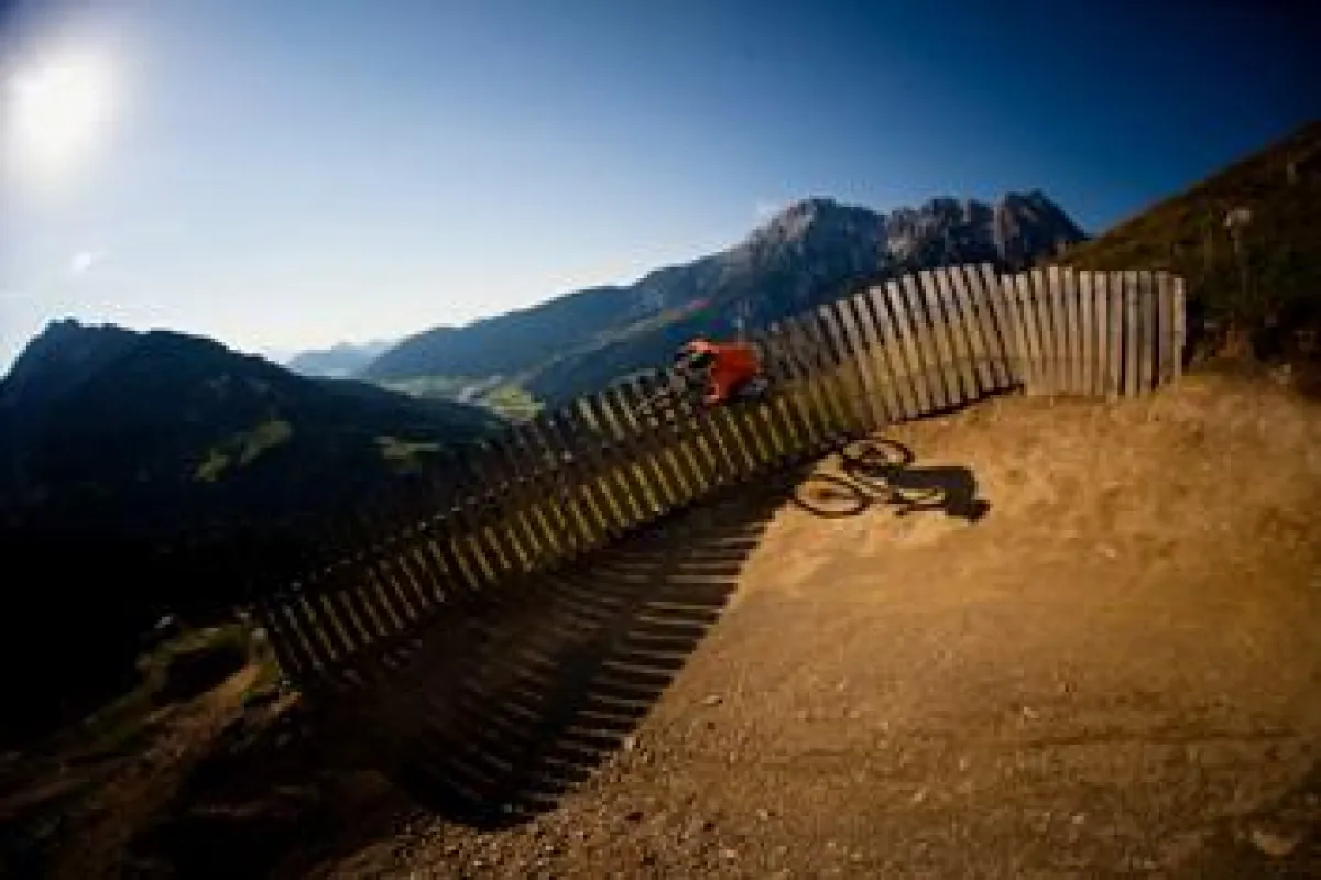 Sommercircus Saalbach Hinterglemm Leogang - Grant Fielder - by AleDiLullo