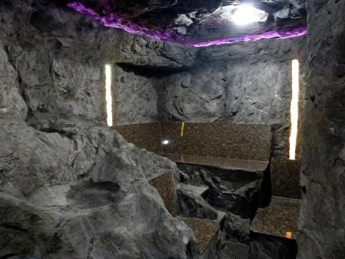 Bild: Sauna aus Stein