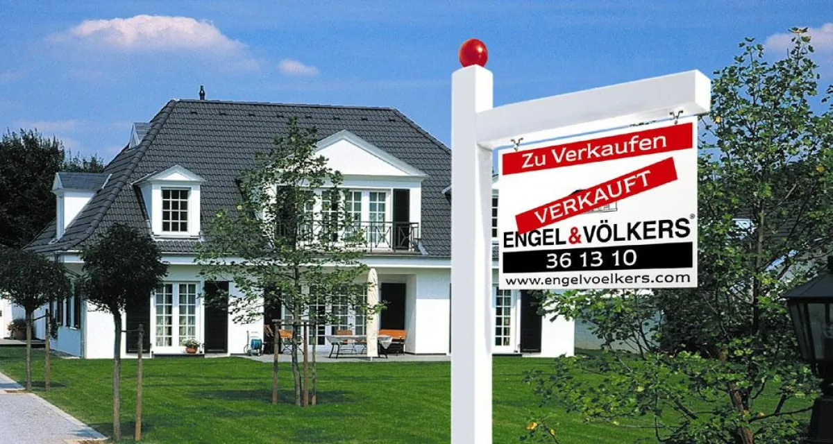 Viele Häuser und Wohnungen werden über Makler angeboten ? doch nicht immer ist eine Provision fällig. Foto: Engel & Voelkers / Immowelt.de