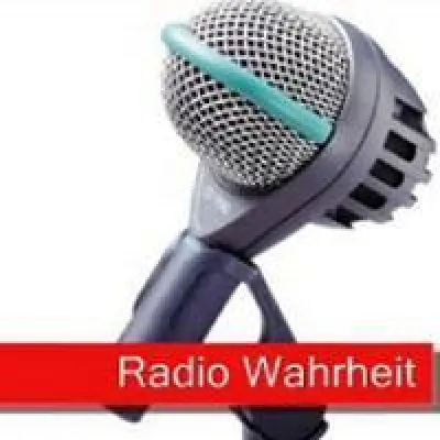 Bild: 1. Maikundgebung in Berlin Kreuzberg bisher friedlich