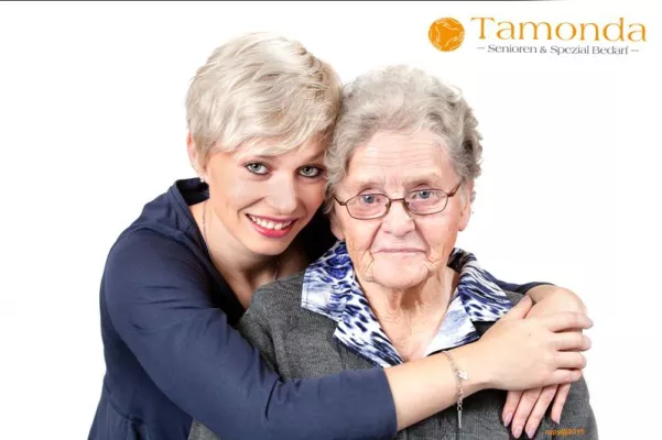 Tamonda Bekleidung erleichtert das Leben der Patienten Bild: Tamonda Bekleidung erleichtert das Leben der Patienten
