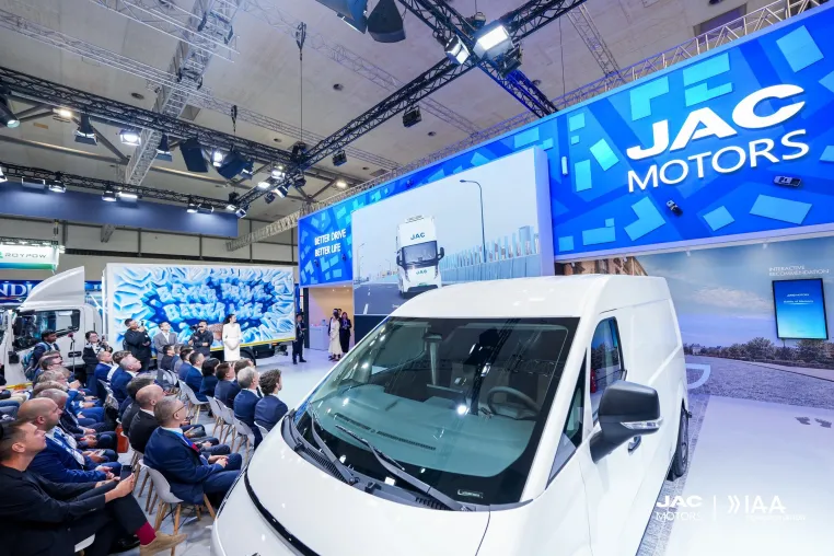 Bild: Live von der IAA 2026: JAC Motors reagiert mit vier Modellen auf Europas Bedarf an grüner Logistik