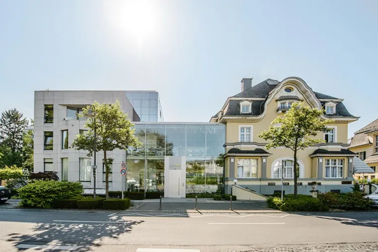 Bild: Ausgezeichnet: Augenklinik Dardenne erhält Sonderauszeichnung „Deutschlands beste Krankenhäuser“
