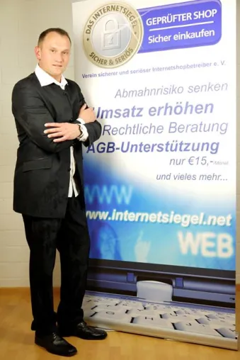 Der Vorstand wurde für weitere zehn Jahre gewählt Bild: Der Vorstand wurde für weitere zehn Jahre gewählt